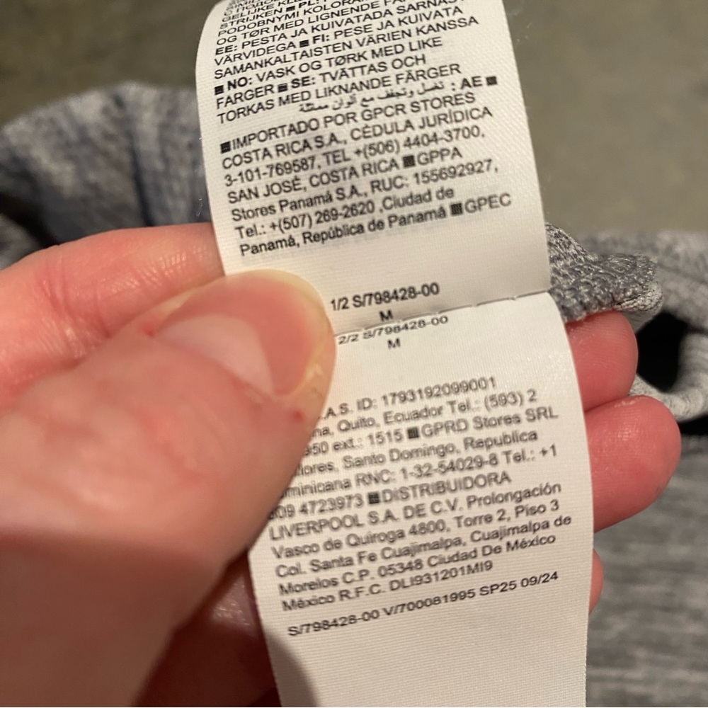 Athleta Sz Medium Grey Heathered In Motion Seamless Tank - Picture 6 of 6